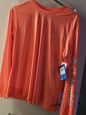 Columbia Coral/Gray Womens Long Sleeve Performance Top 50 UFP Omni Shade